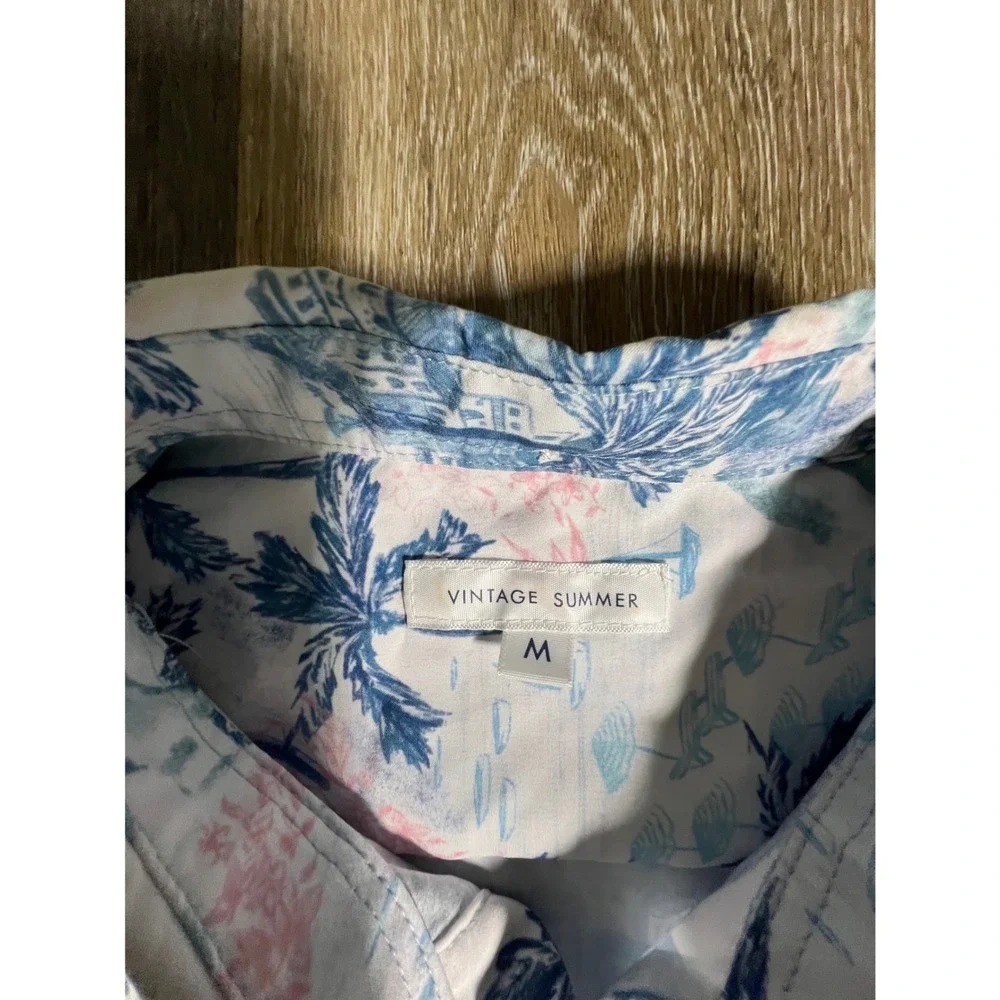 Vintage Summer Button Up Shirt Mens Size Medium White Blue Tropical Palm Tree